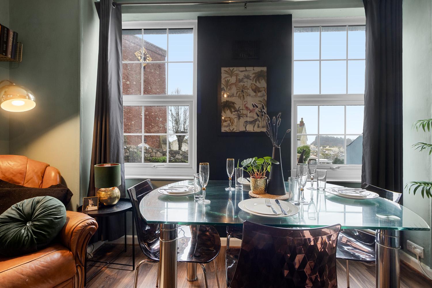 Stylish 2 Bed Apartment Near Beach, Parking, Wifi, Netflix Teignmouth Esterno foto